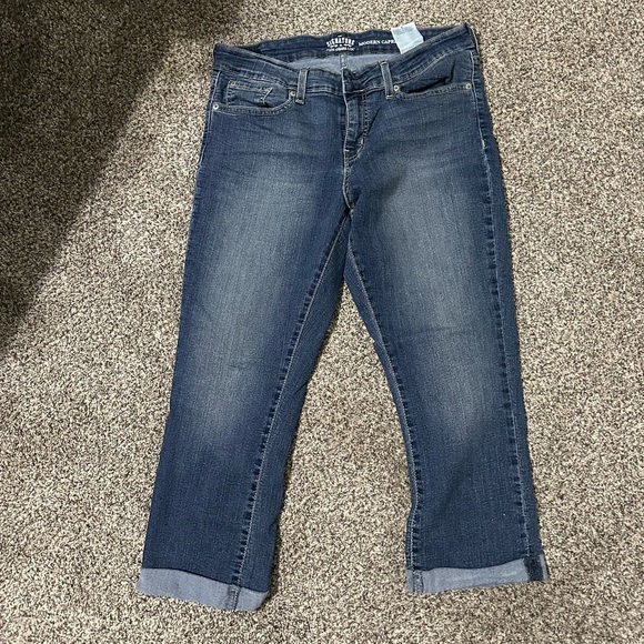 Levi’s modern capri - Picture 1 of 3